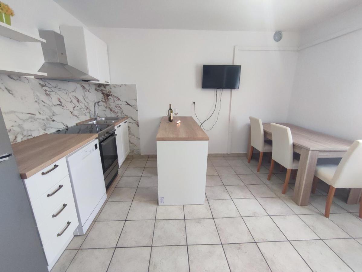 זבלטיצה Apartments Laus מראה חיצוני תמונה